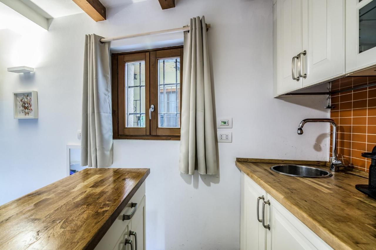 Secret Navigli Suite Milan Exterior photo