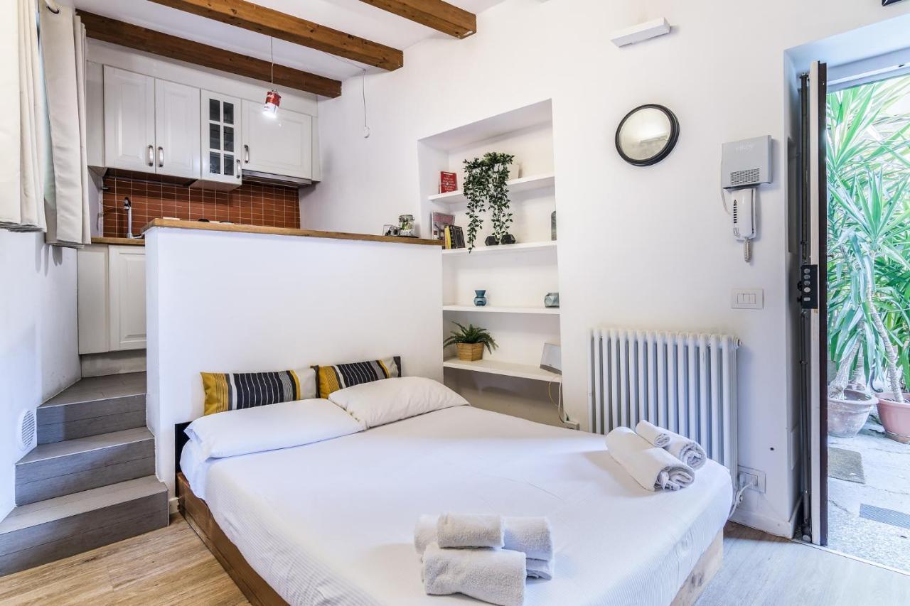 Secret Navigli Suite Milan Exterior photo